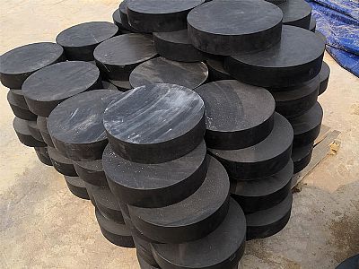 靖宇县板式橡胶支座由若干层橡胶片与薄钢板经加压硫化